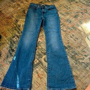 Levi’s barely worn mid rise flare jeans